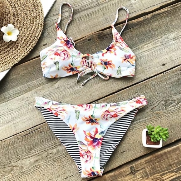 CLEARANCE Reversible Striped Floral Lace Up Bikini Swimsuit - Picture 5 of 6